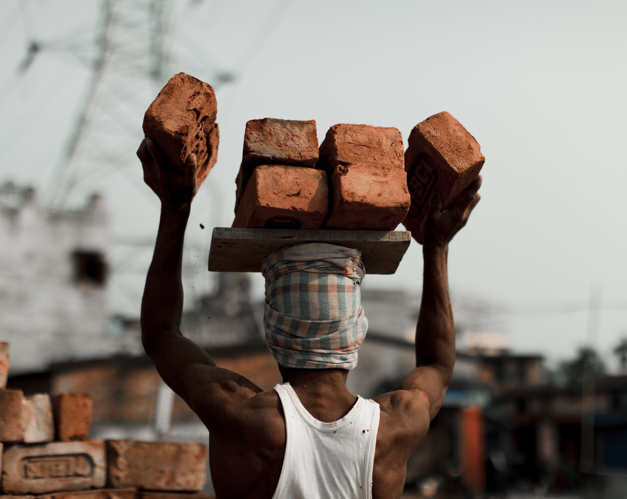 JS 20161107 8606 201611 Slavery India Brick Kiln