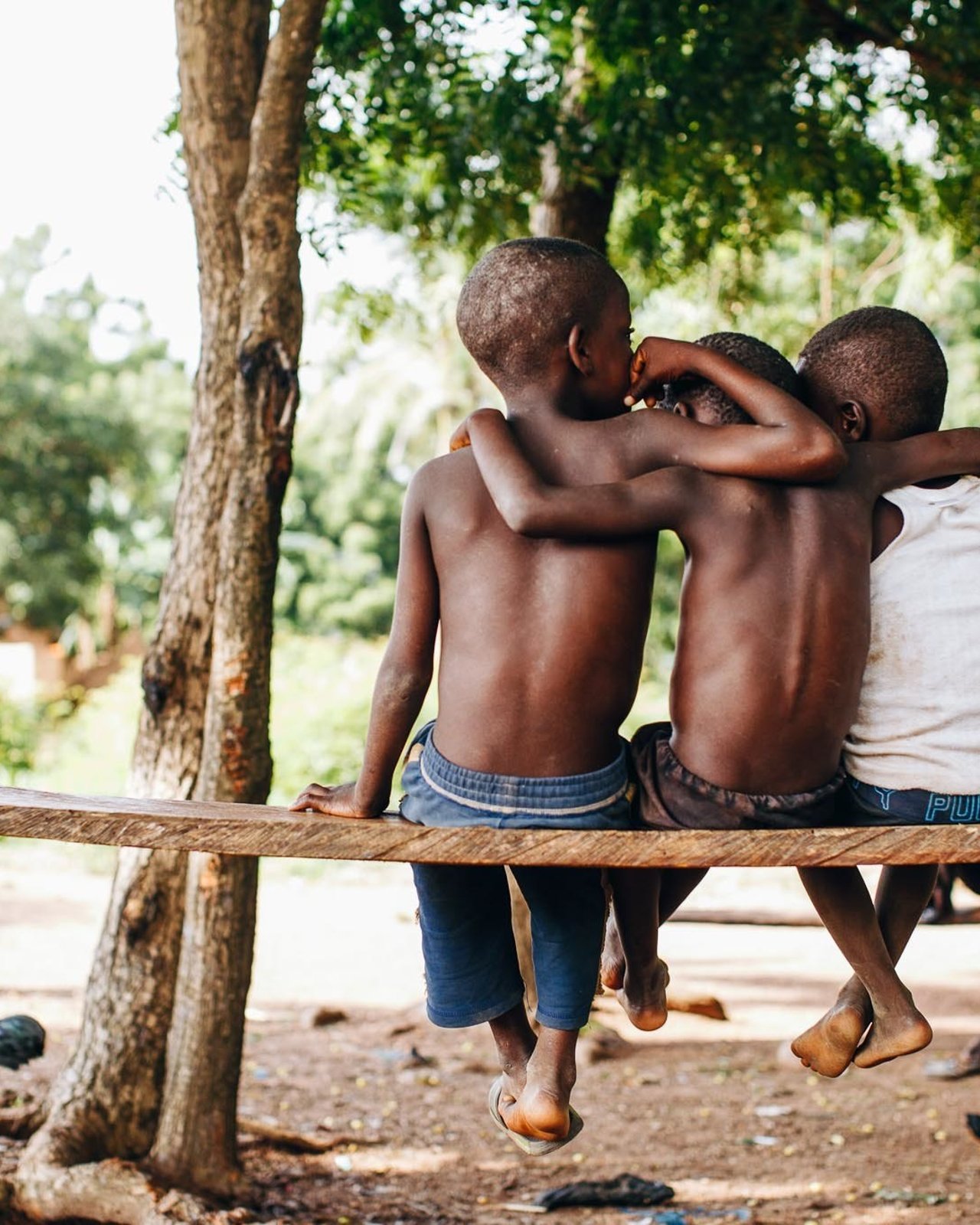 C 51 jpg 201907 ACC Ghanaian Children on Lake Stock Photos Approved for Full Use 2