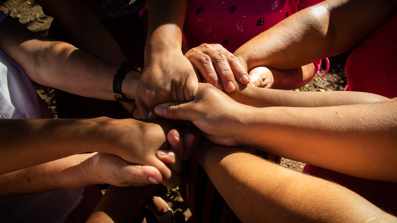 Hands of Salvadoran Women jpg Salvadoran People Approved for Full Use