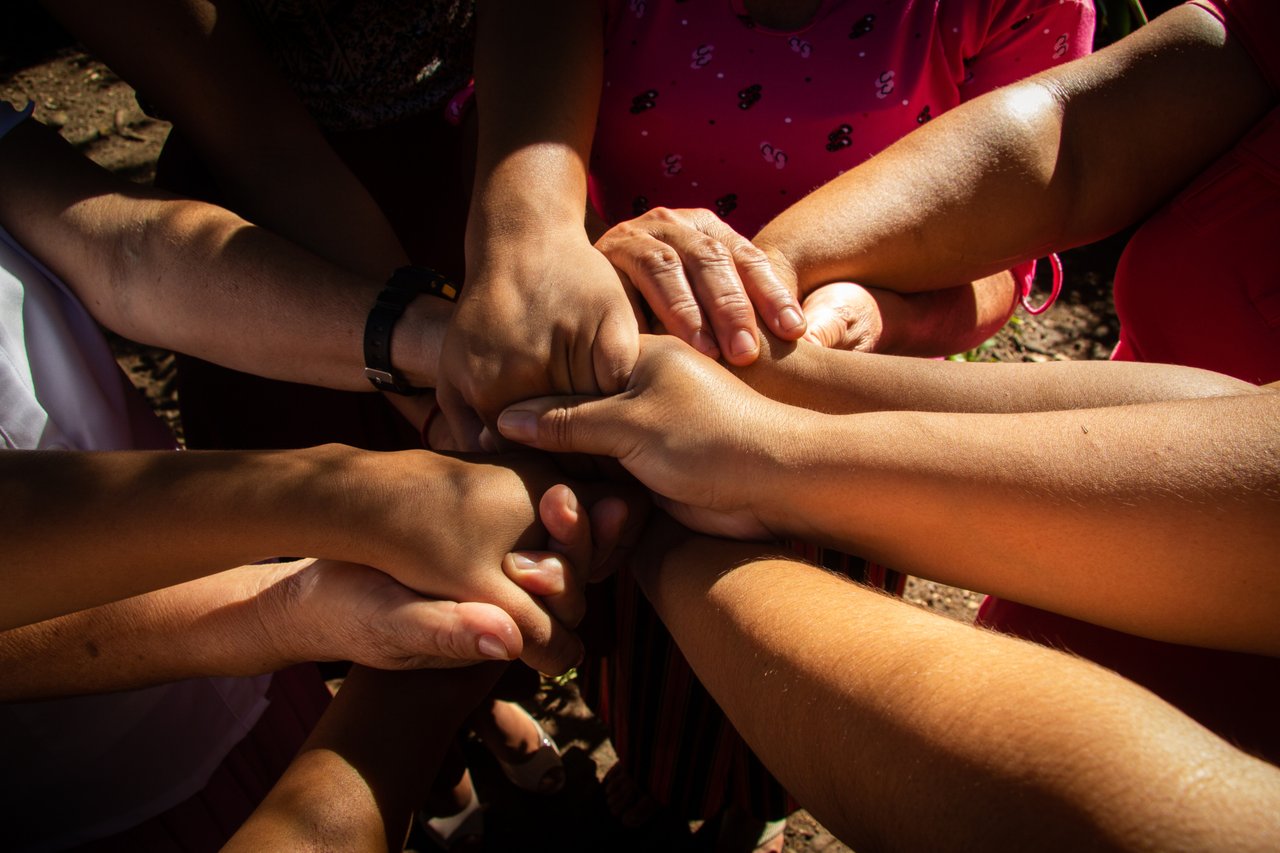 Hands of Salvadoran Women jpg Salvadoran People Approved for Full Use